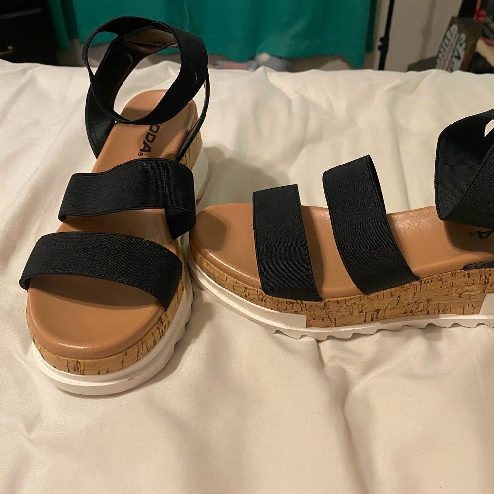 Soda Brand Black Elastic Strap Sandal  Size 8